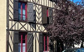 Maison De La Calonne - Riverside House & Terrace